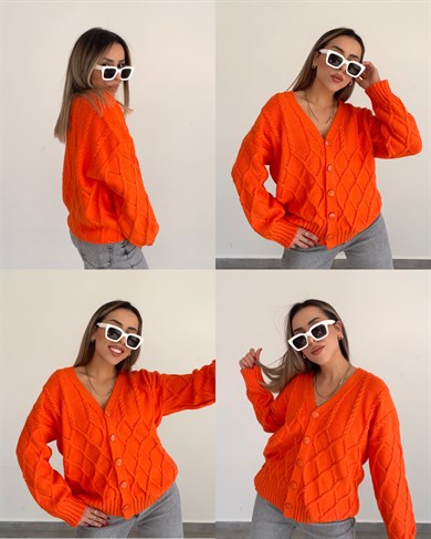 Kabartma Örgü Desenli Turuncu Triko Hırka