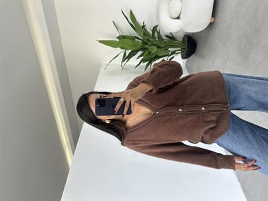 Kahve 4 Düğmeli Hırka