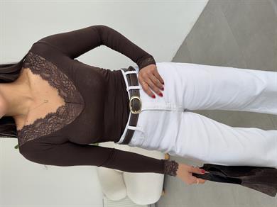 Kahve Dantel Detaylı V Yaka Bluz