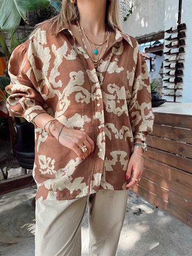 Kahve Desenli Düşük Omuz Gömlek