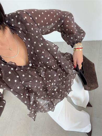 Kahve Ekru Puantiyeli Önü Volan Gömlek