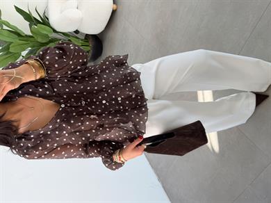 Kahve Ekru Puantiyeli Önü Volan Gömlek