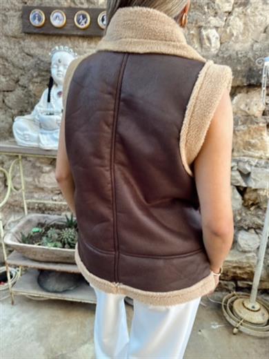 Kahve İçi Kürklü Yelek