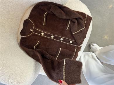 Kahve İnci Düğmeli Gold Biyeli Hırka