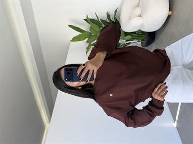Kahve Kalp Nakışlı Sweatshirt