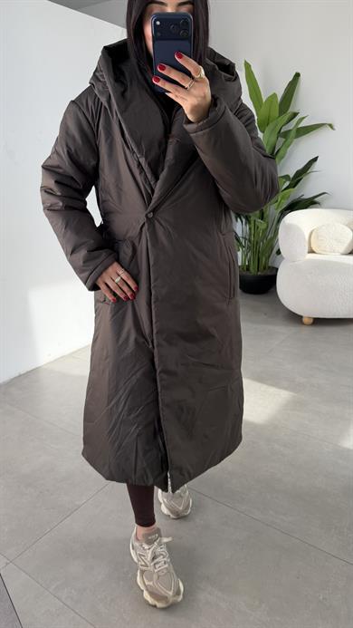Kahve Kapüşonlu Elyaflı Uzun Mont