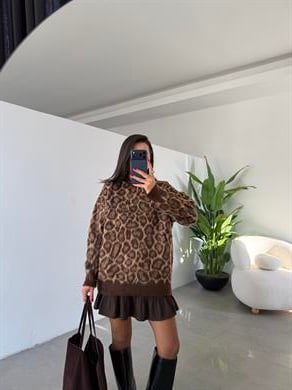 Kahve Leopar Desenli Kazak