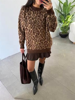 Kahve Leopar Desenli Kazak