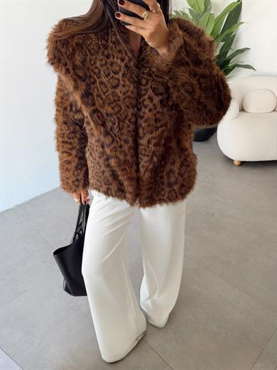 Kahve Leopar Desenli Kürk