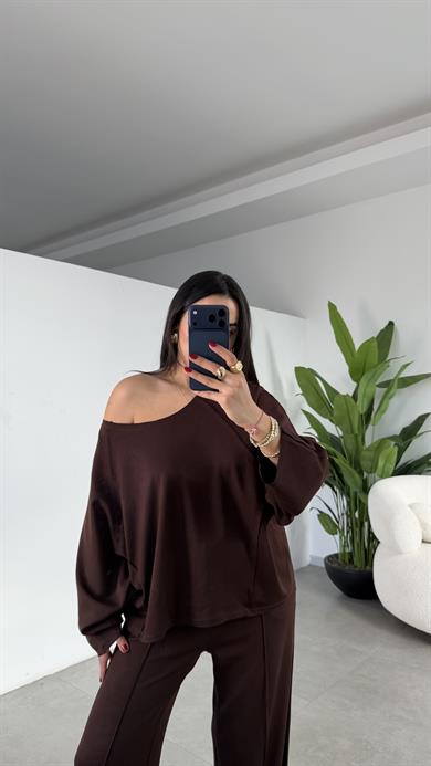 Kahve Modal Geniş Yaka Bluz Pantolon Takım