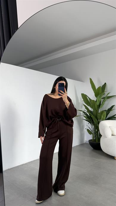 Kahve Modal Geniş Yaka Bluz Pantolon Takım