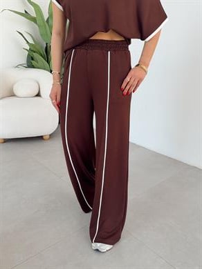 Kahve Modal Kontras Biyeli Tshirt Pantolon Takım