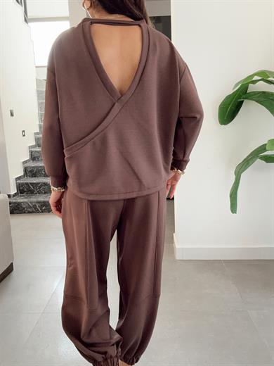 Kahve Modal Kumaş Sırt Detaylı Takım