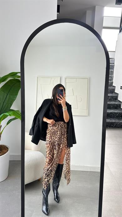 Kahve Önden Büzgülü Etek