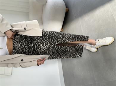 Kahve Önü Yırtmaçlı Leopar Desenli Etek