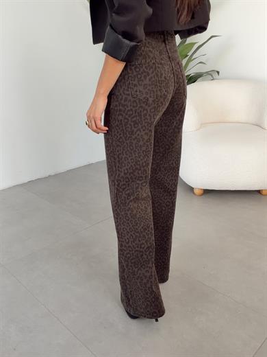 Kahve Parça Boya Leopar Desen Pantolon