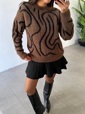 Kahve Siyah Desenli Sakallı Kazak