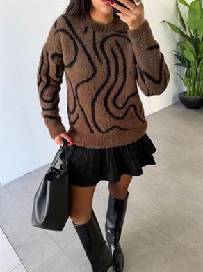 Kahve Siyah Desenli Sakallı Kazak