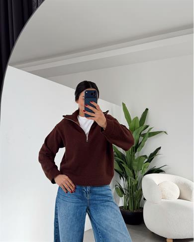 Kahve Yakası Fermuarlı Triko Kazak