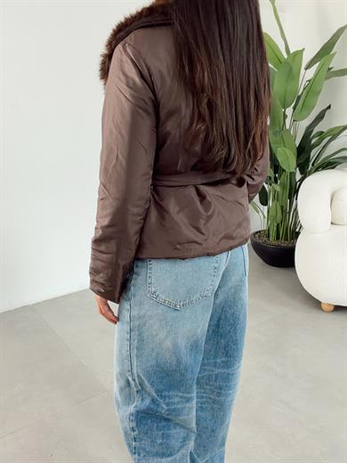 Kahve Yakası Kürklü Kaşe Mont