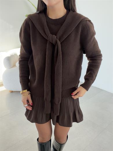 Kahve Yumoş Şalyaka Triko Kazak