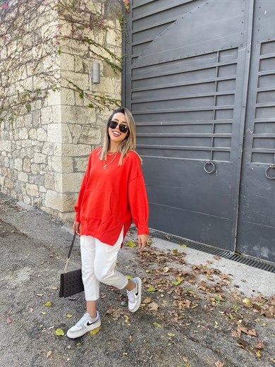 Kırmızı Cepli Sweatshirt