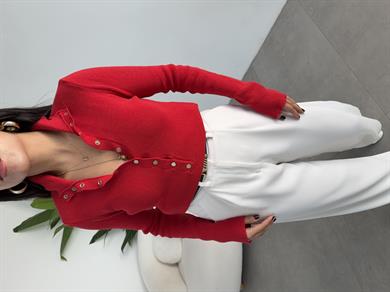 Kırmızı Çıtçıt Detaylı Triko Kazak