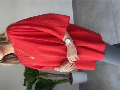 Kırmızı Oversize Düşük Omuzlu Tişört