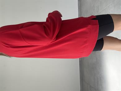 Kırmızı  Rezerve Yanları Yırtmaç Detaylı Sweat