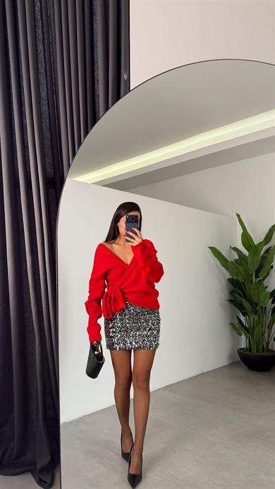 Kırmızı Yandan Bağlamalı Kazak