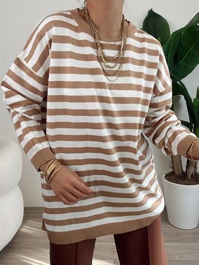 Koyu Bej Çizgili Salaş Triko Kazak