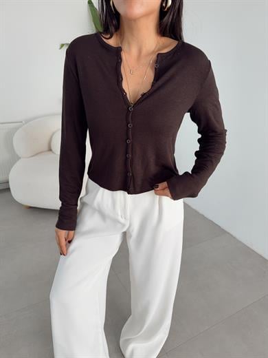 Koyu Kahve Düğme Detaylı Hırka