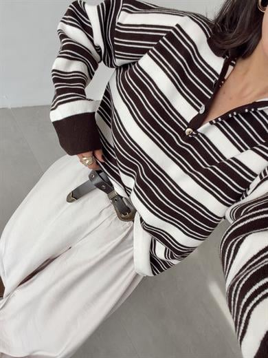 Koyu Kahve- Krem Polo Yaka Kazak