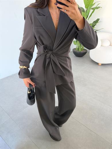 Koyu Kahve Yandan Bağlamalı Blazer