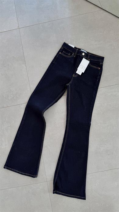 Koyu Mavi İspanyol Paça Jean