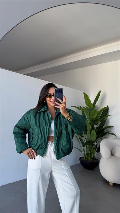 Koyu Yeşil Kapitone Astarlı Bomber Mont