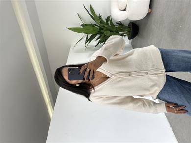 Krem 4 Düğmeli Hırka