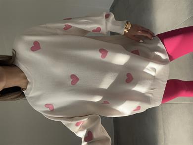 Krem Pembe Kalp Nakışlı Kazak