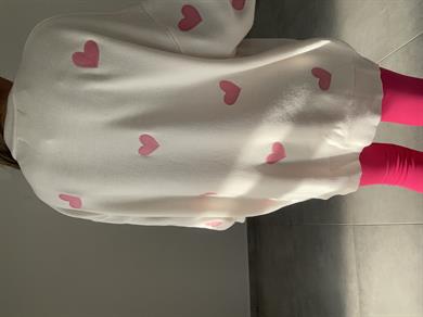 Krem Pembe Kalp Nakışlı Kazak