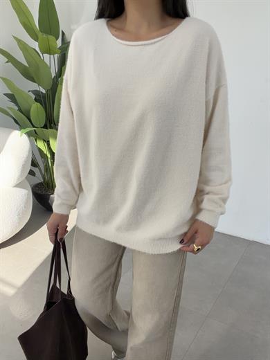 Krem Sakallı Tek Omzu Açık Kazak