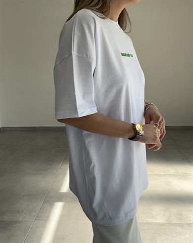 L-B Beyaz Bisiklet Yaka Tişört