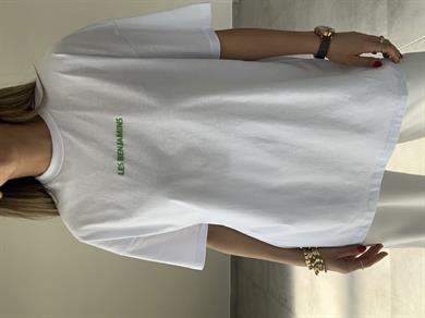 L-B Beyaz Bisiklet Yaka Tişört