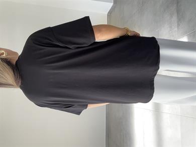 L-B Siyah Bisiklet Yaka Tişört