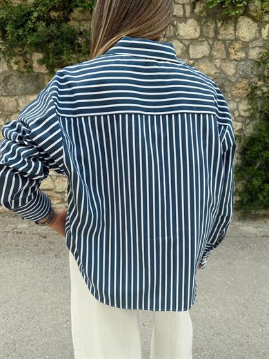 Lacivert Çizgili Gömlek