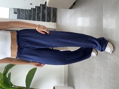 Lacivert Jakarlı Bol Paça Pantolon