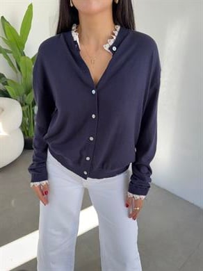 Lacivert Yakası Ve Kolları Dantelli Hırka