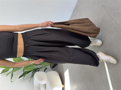 Ledia Siyah Dabıl Pileli Paçası Lastikli Pantolon