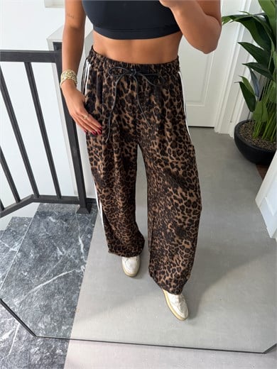 Leopar Paça Bağlamalı Pantolon
