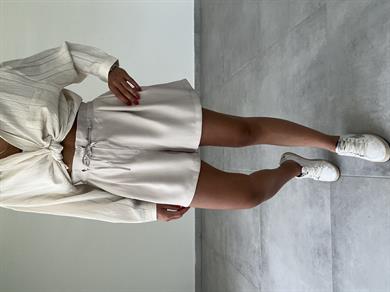 M-D Bej Beli Büzgülü Şort