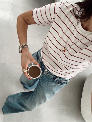 M-D Ekru-Kırmızı Çizgili Basic Tişört